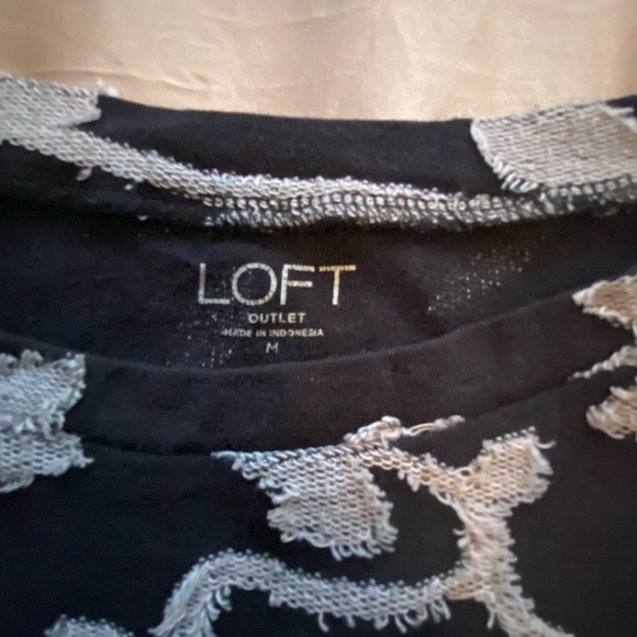 2-for-1 -- LOFT textured tee - Picture 3 of 4